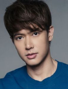 Ronnie Liang