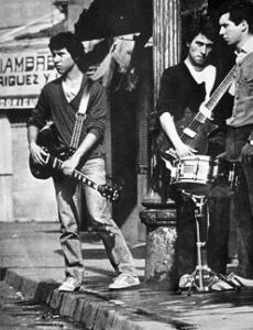 Los Prisioneros