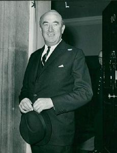 Frederick Elwyn Jones, Baron Elwyn-Jones