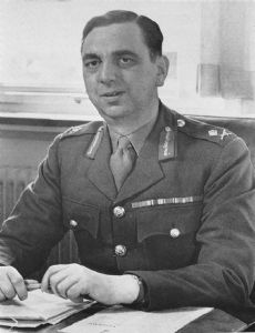 Kenneth Strong