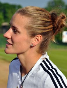 Simone Laudehr