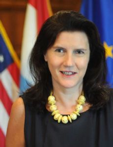 Sylvie Lucas