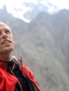 Robert Steiner (writer)