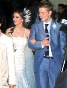 Alexander Acha and Christiane Burillo