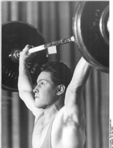 Karl Arnold (weightlifter)