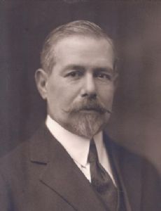 Manuel Garza Aldape