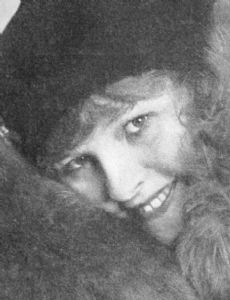 Kay Laurel