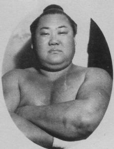 Kagamiiwa Zenshirō