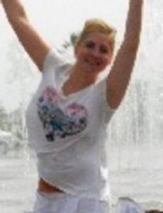 Julia Kiefer (Skating Coach)