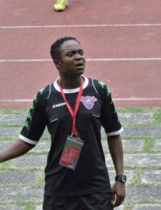 Zola Kiniambi