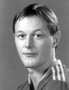 Ian Davies (basketball)