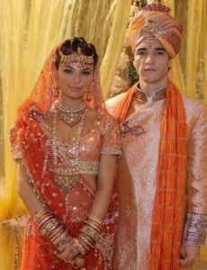 Isis Valverde and Caio Blat