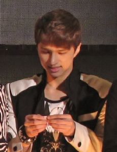 Ken (singer)