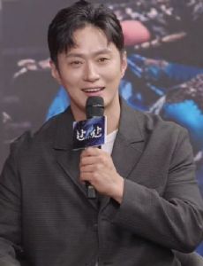 Sung-kyu Kim