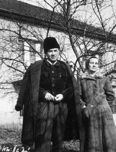 Flóra Kozmutza and Gyula Illyés