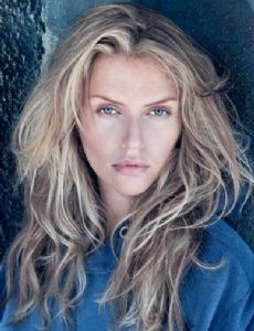 Ecem Karavus