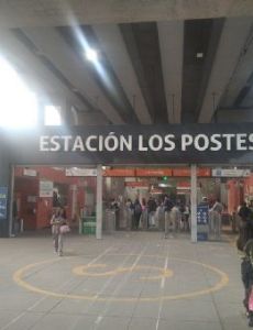 Los Postes station