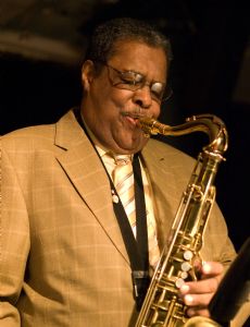 Charles Davis (saxophonist)