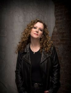 Laurell K Hamilton