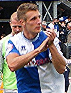 Lee Brown (footballer)