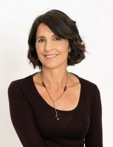 Lara Briden (author)