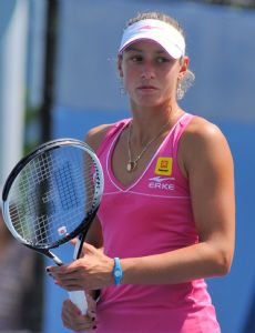 Yanina Wickmayer