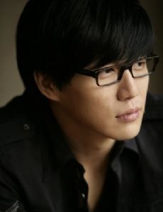 Sung Si Kyung