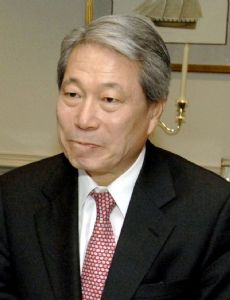Yu Myung-hwan