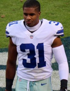 Byron Jones (American football)