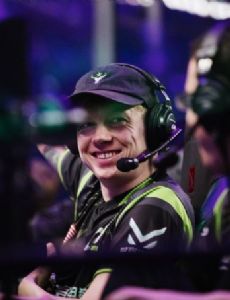 Ppd (Dota 2 player)