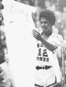 Charlie Davis (basketball)