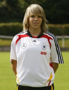 Monique Kerschowski