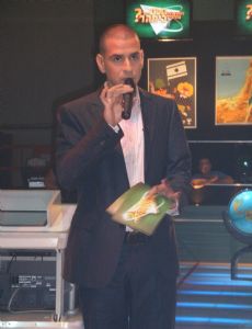 Eyal Kitzis