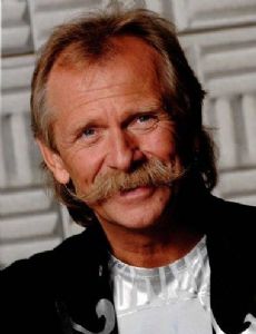Henning Krautmacher