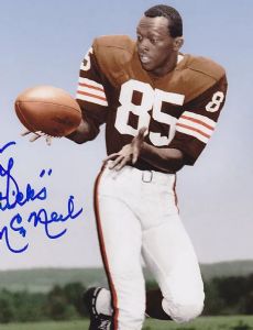 Clifton McNeil