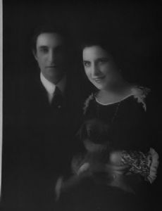 Lou Tellegen and Geraldine Farrar