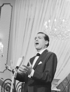 Victor Balaguer (singer)