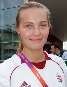 Flóra Bolonyai