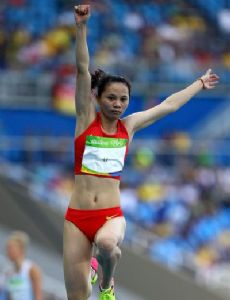 Li Xiaohong (athlete)