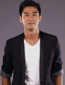 Desmond Tan