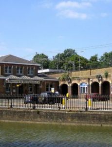 Berkhamsted railway station