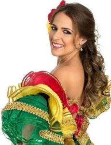 Stephanie Mendoza (Model)