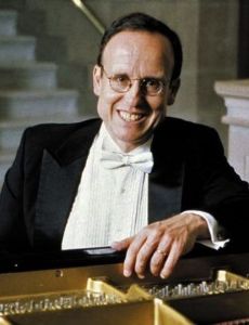 Andre-Michel Schub