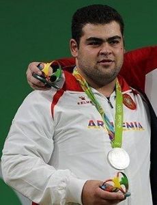 Gor Minasyan (weightlifter)