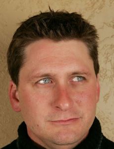 Peter Asle Holden