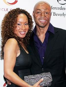 J.R. Martinez and Diana Gonzalez-Jones