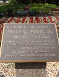 Angus G. Wynne