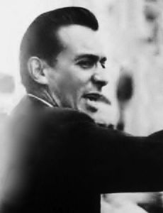 Luis Costales