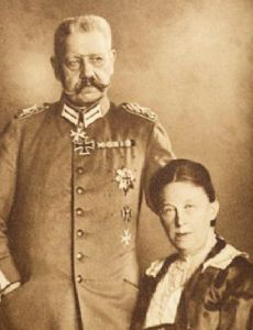 Paul von Hindenburg and Gertrud von Hindenburg