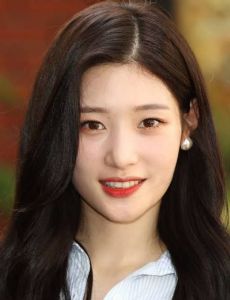 Jung Chae-yeon